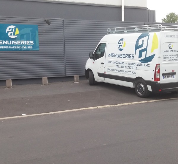 Extérieur du batiment de 2l menuiseries